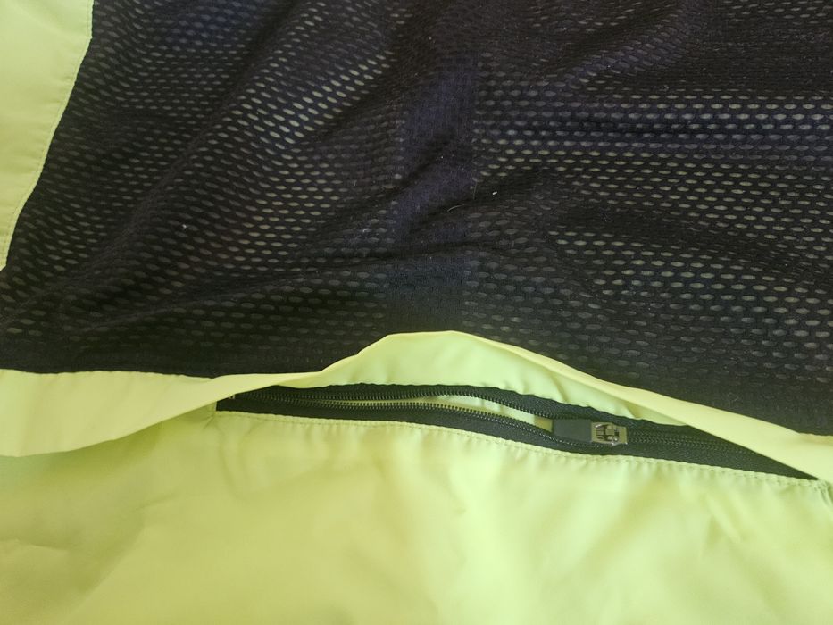 Nowa ultralekka i mała wiatrówka kamizelka kolarska Kemaloce M