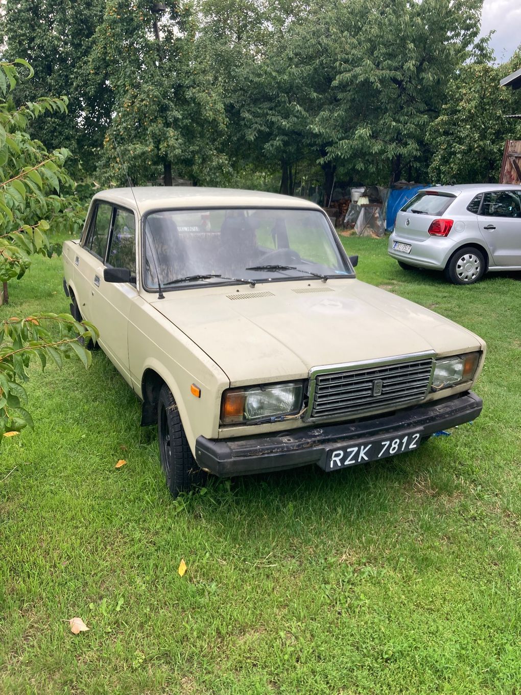 Lada 2107 Lada od pierwszego właściciela w kolorze Kość Słoniowa