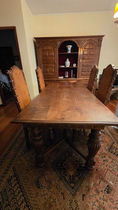 Mesa de Sala  200x90 com 6 cadeiras vintage