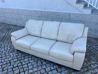 Sofá Italsofa de 3 lugares em pele creme – bom estado