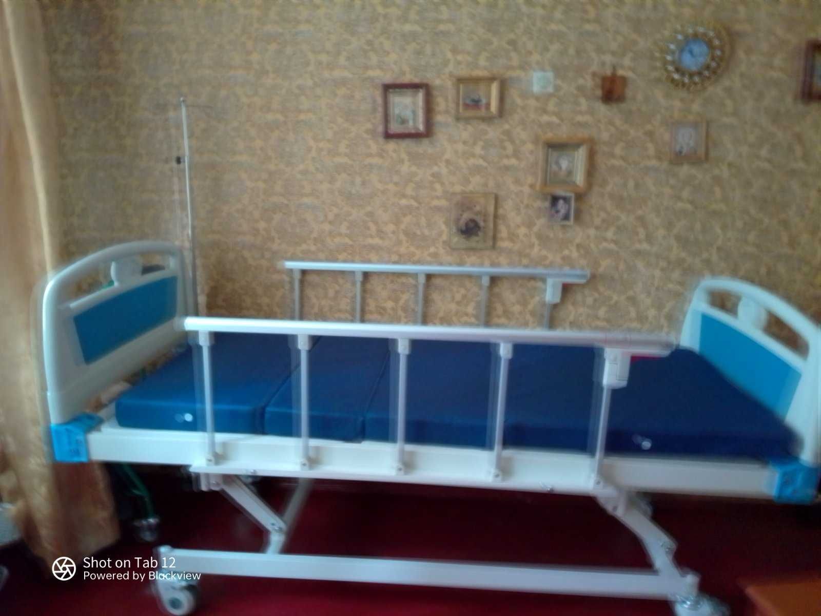Продам кровать медицинскую, новую, 3 положения