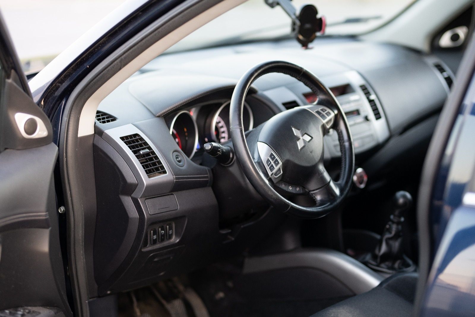 Mitsubishi Outlander 2010r, wersja z napędem 4X4. Silnik 2.0 DID