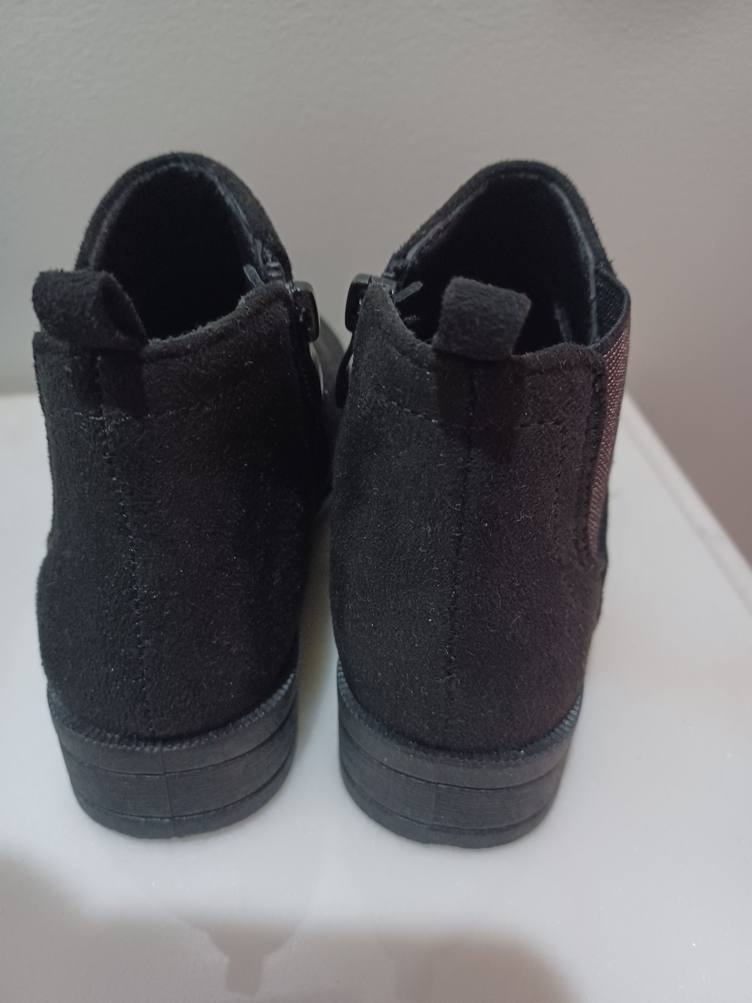Botas Novas de menina em Camurça N 26