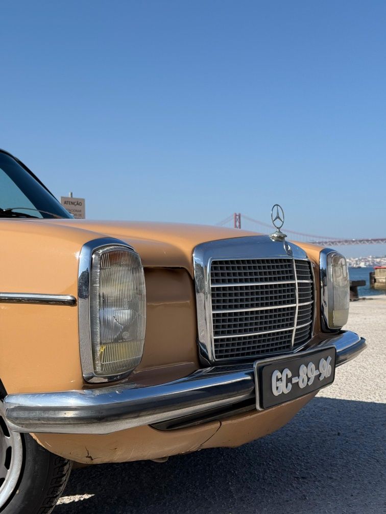 MERCEDES 220/8 1973