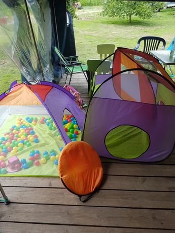 Namiot z kulkami dla dzieci