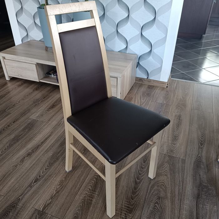 Komoda, stół, krzesła, witryna dąb sonoma