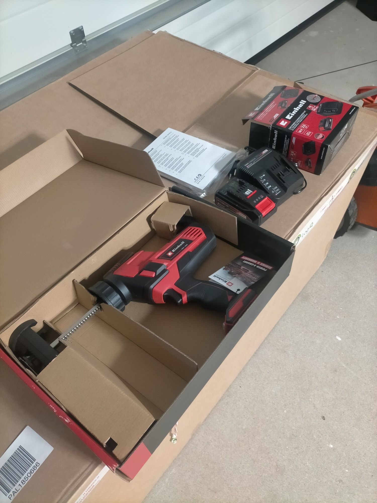EINHELL pistolet do silikonu NOWY plus bateria i  ładowarka