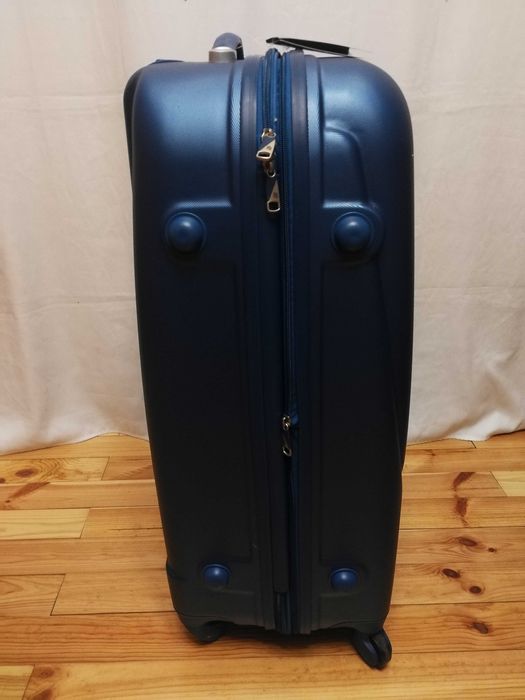 Walizka bardzo duża powiększana, Marco Viaggiatore, ABS, 4 koła.
