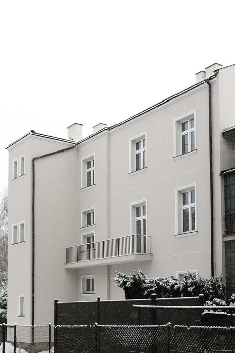 Lokal mieszkalny (9) w centrum Jasła, II piętro, 80,22 m.kw. + piwnica