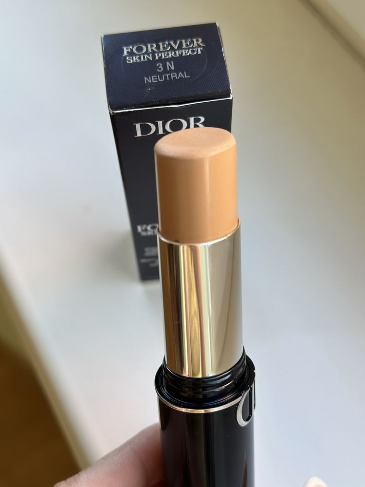Тональний стік Dior Forever Skin Perfect