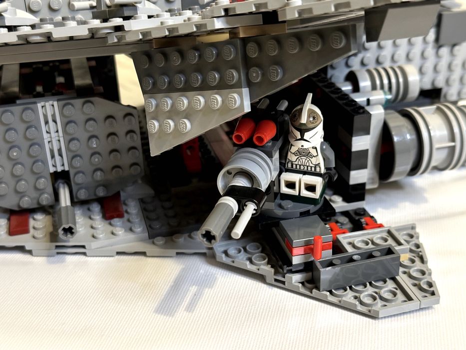 LEGO STAR WARS 8039 Venator-Class Republic Attack Cruiser - Kompletny