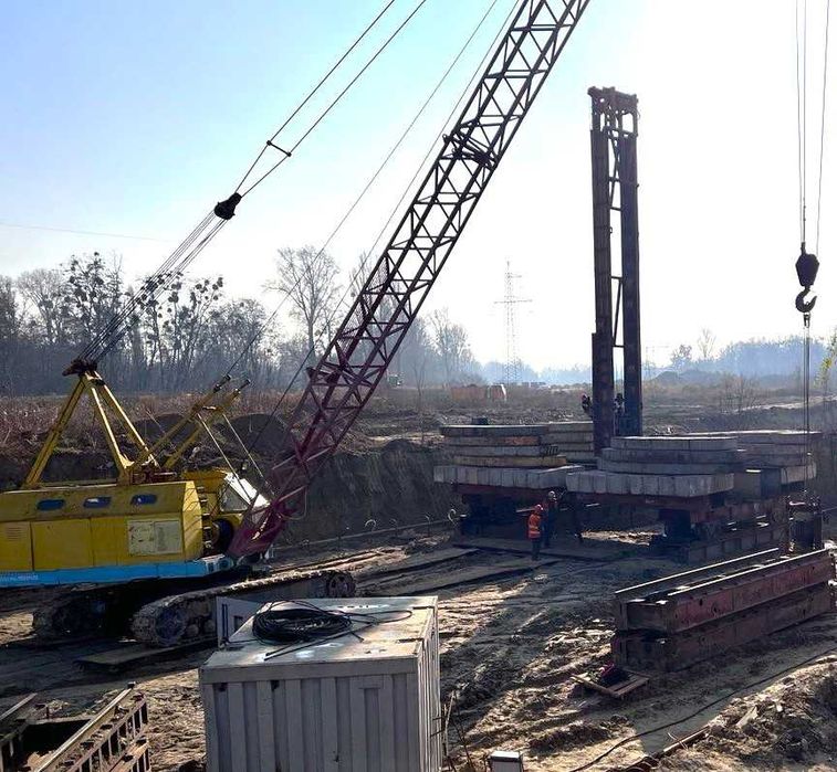 Вдавлювання паль, занурення паль, статичні випробування