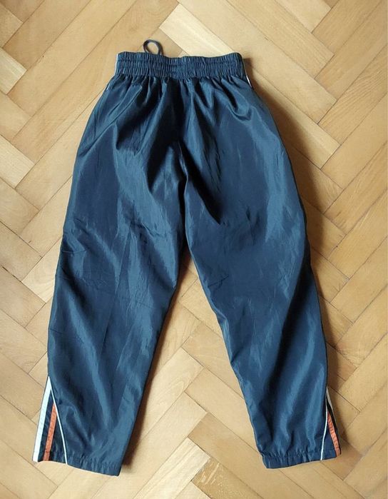 Spodnie 140 Einiu ocieplane zimowe chłopięce dresowe