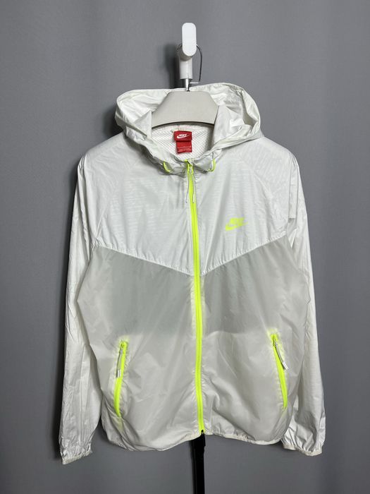 Чоловіча куртка вітровка для бігу Nike