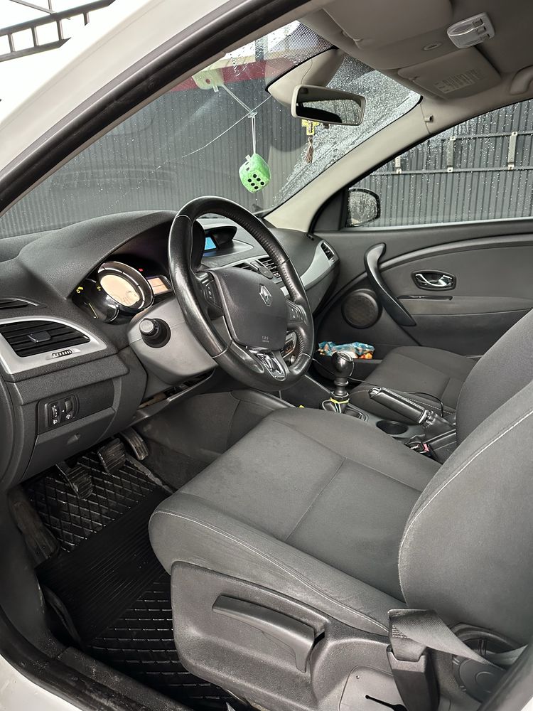 Продам Renault Megane 3    2013 рік