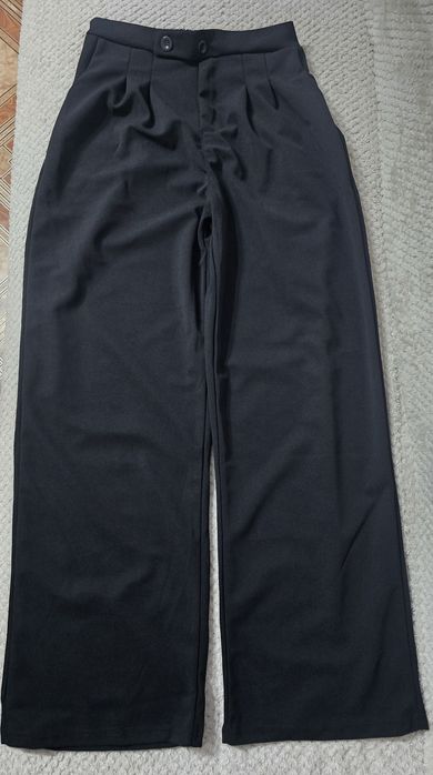 Spodnie z szerokimi nogawkami