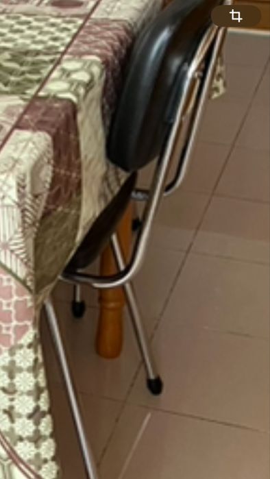 4 Cadeiras estrutura Cromada  = Venda URGENTE