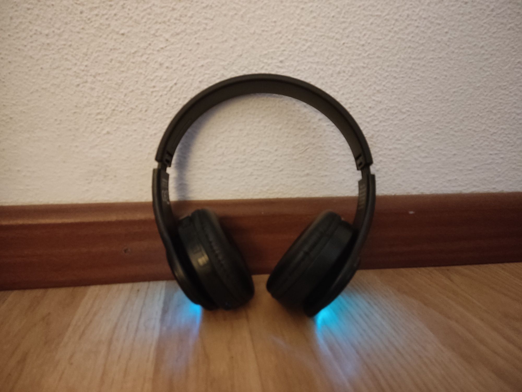 Headphones Gembird BHP-LED-01 | Preto