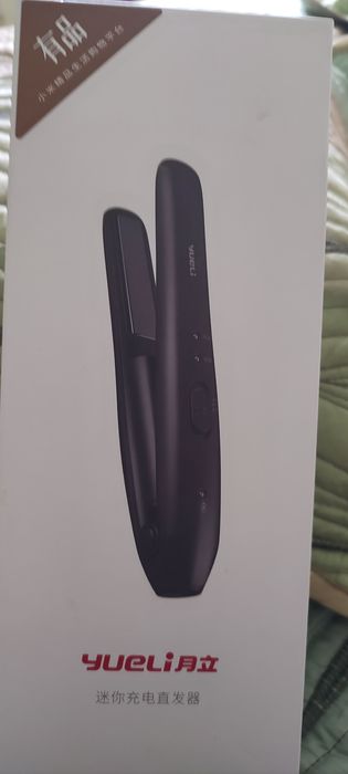 Выпрямитель для волос Xiaomi YueL HS-523 BK. Беспроводной