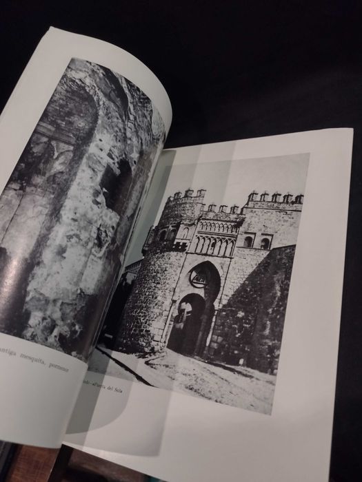 Arquitetura Muçulmana Peninsular sua influencia na Arquitetura Cristã