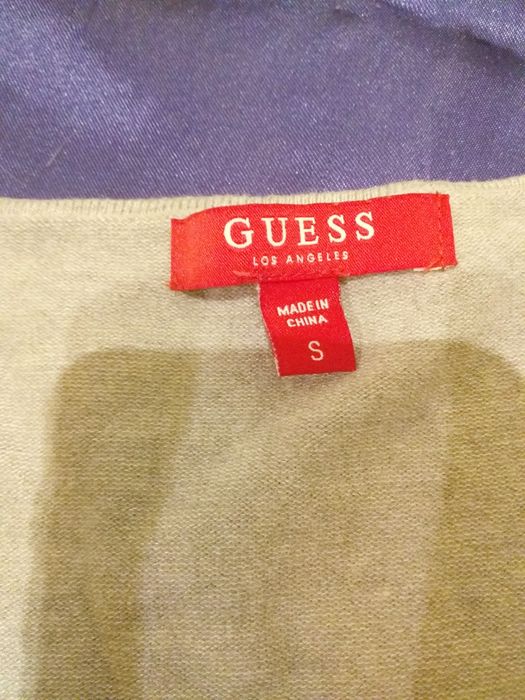 Sweter Guess S 36 szary duży dekolt napis cekiny