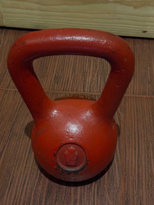 Гиря 16 кг. Довга ручка.