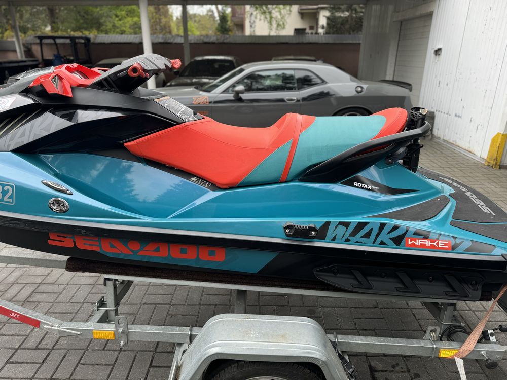 Skuter wodny Sea doo SEA-DOO WAKE-155 jak nowy 15 mth