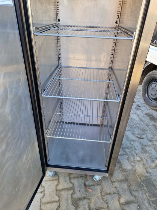 Szafa chłodnicza NoFrost Gastro-710 litr.chłodnia,zamrażarka