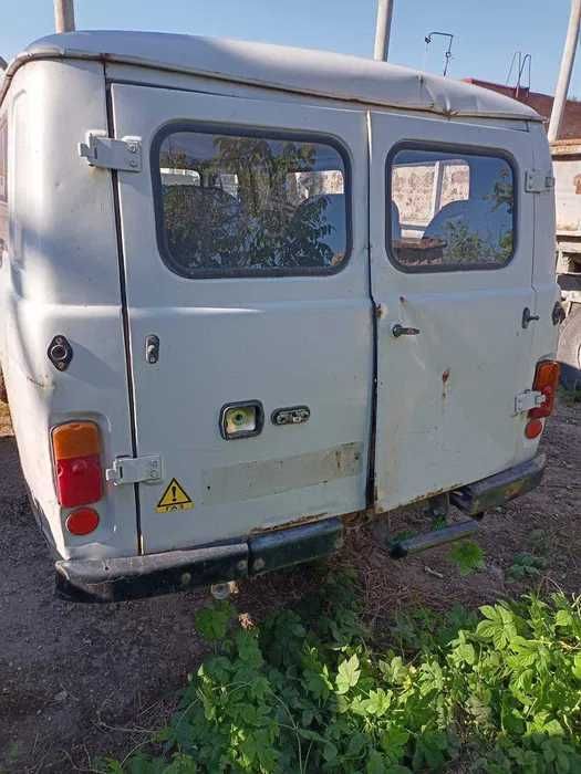 Продам УАЗ 3909 УАЗ 2206 Буханки ЗАПЧАСТІ