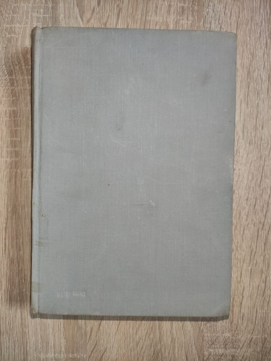 Książka z 1954 r o sierocie // Syn rybaka łacis