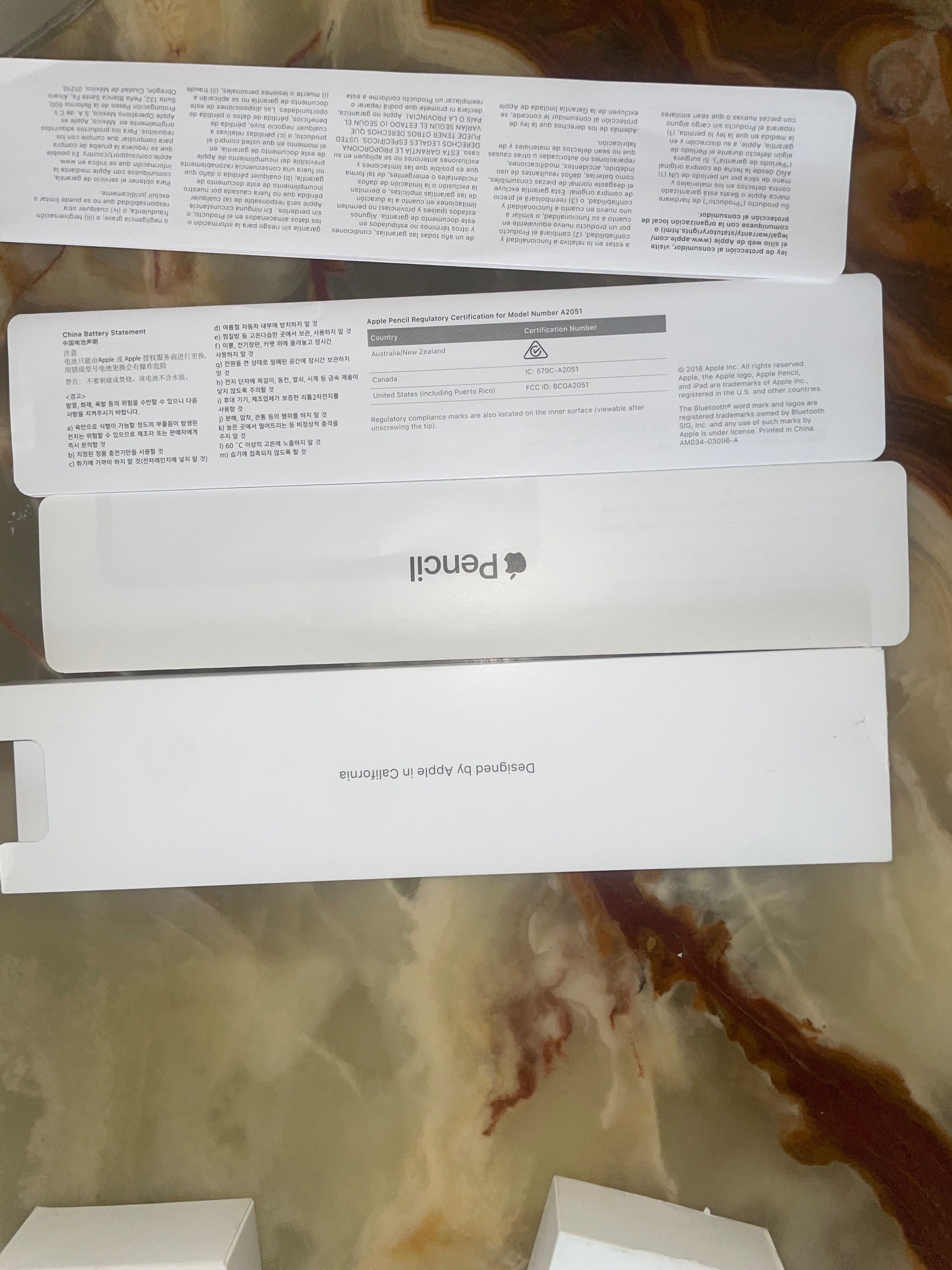 Коробка від оригінального Apple Pencil