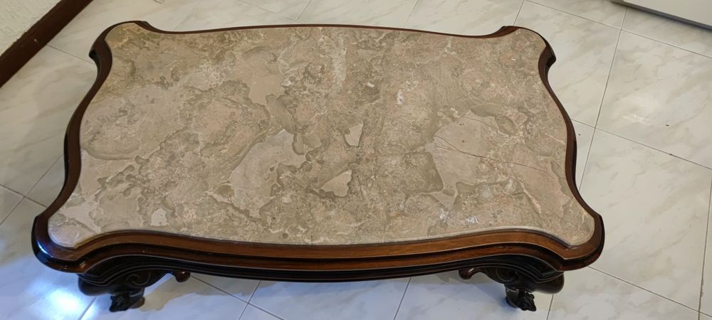 Mesa de sala de espera