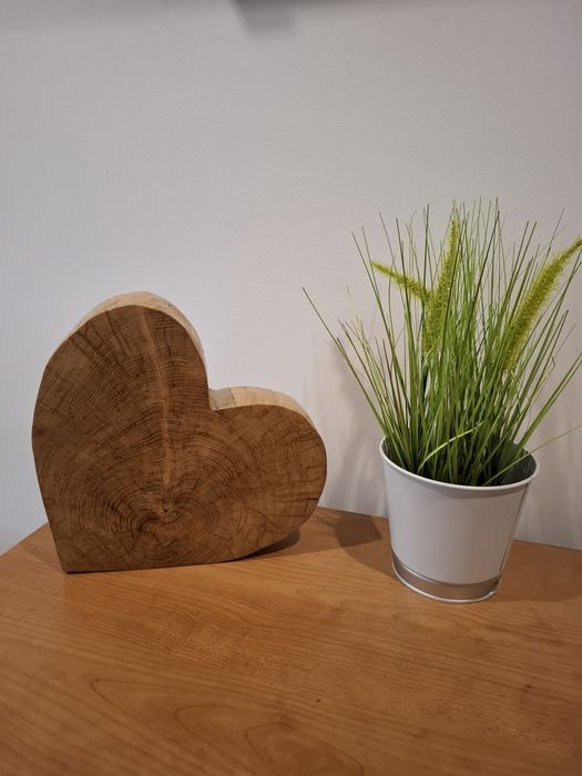 Serce z dębowego drewna