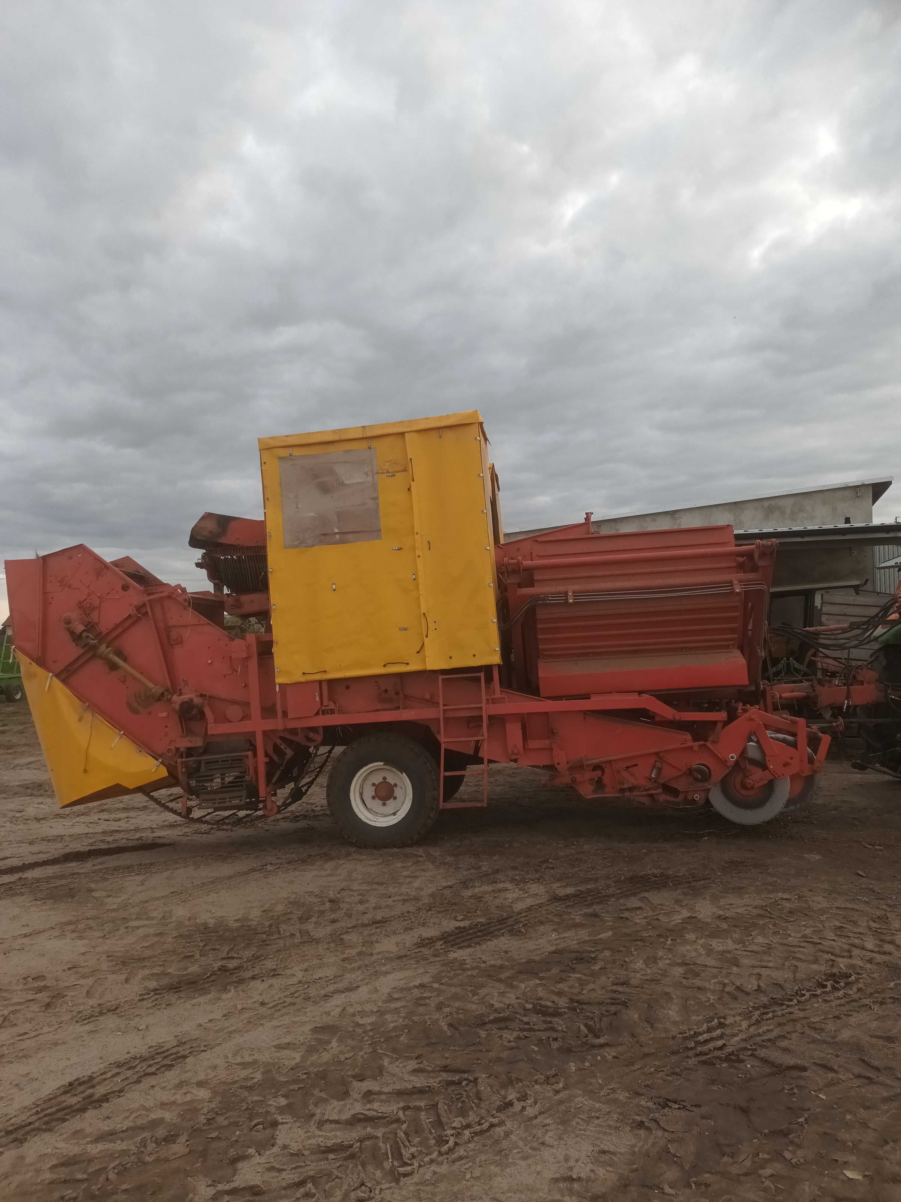 Kombajn do ziemniaków Grimme SL750
