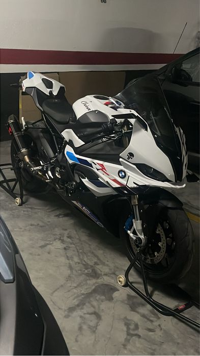 Bmw s1000rr 2024 pack M / possível troca MT-09 OU TRACER 9
