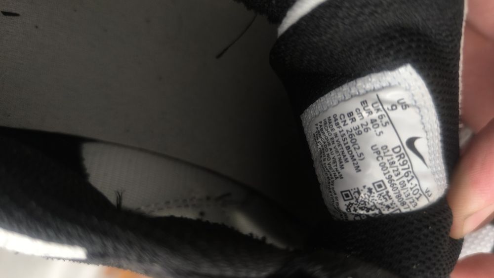 Vendo Nike tech hera novas