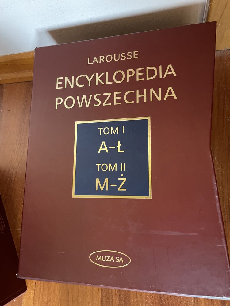 2 tomy encyklopedia powszechna Larousse