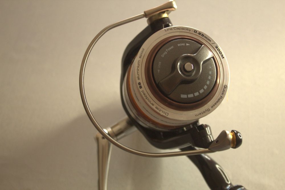 Carreto Surfcasting RAYTECH SS 7000 CRBK CINNETIC