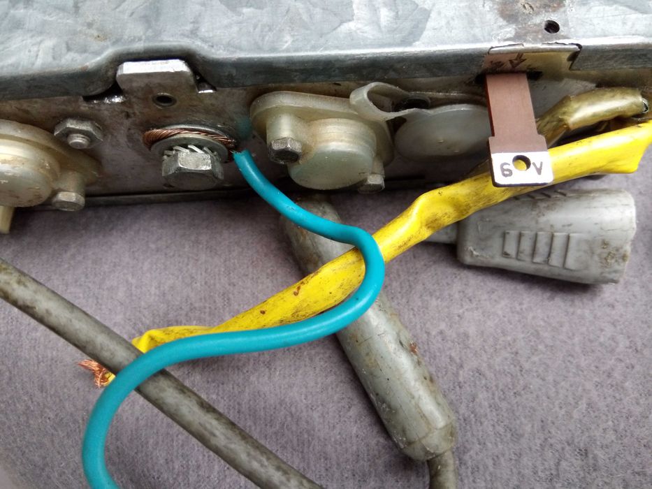 Auto rádio antigo com FM de 6V e 12v ideal para carocha