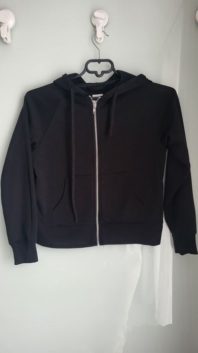 Bluza czarna rozpinana S Sinsay