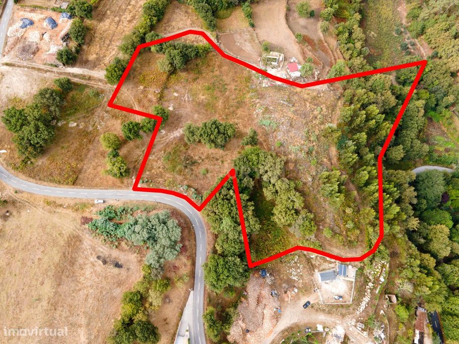 Terreno Rústico com viabilidade de construção em Manhuncelos, Marco de