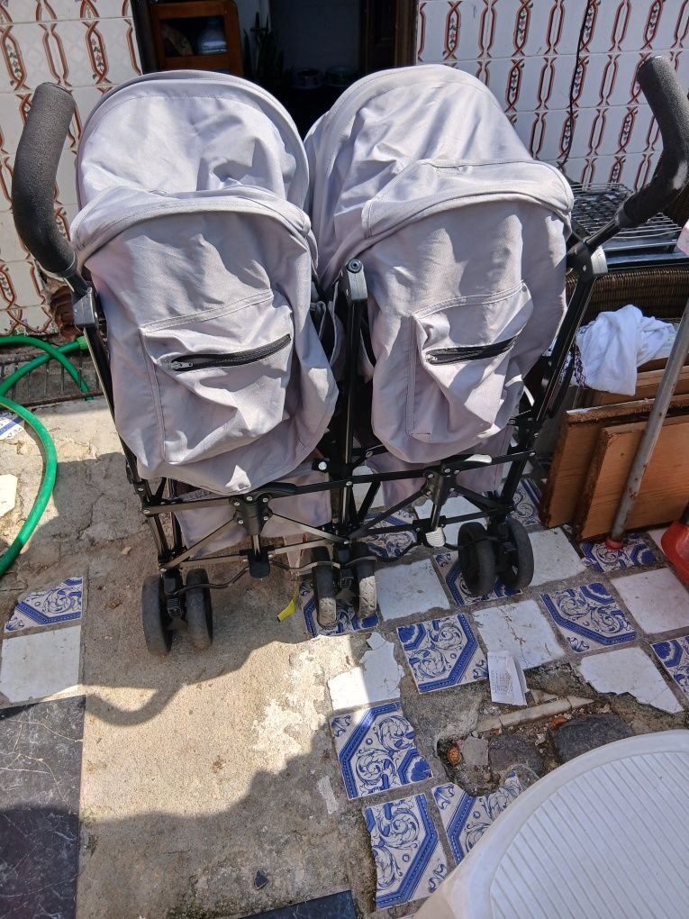 Carrinho de bebe gemeos