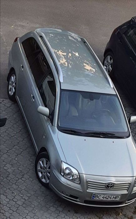 Тойота авенсіс Т25 D4D