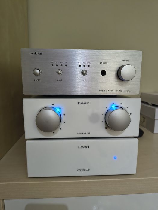 heed obelisk zestaw stereo dynaudio emit 10