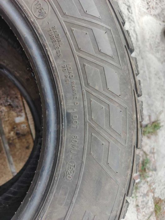 Зима 215/65 R16C Nokian WRC 3  ціна пари 4000 грн