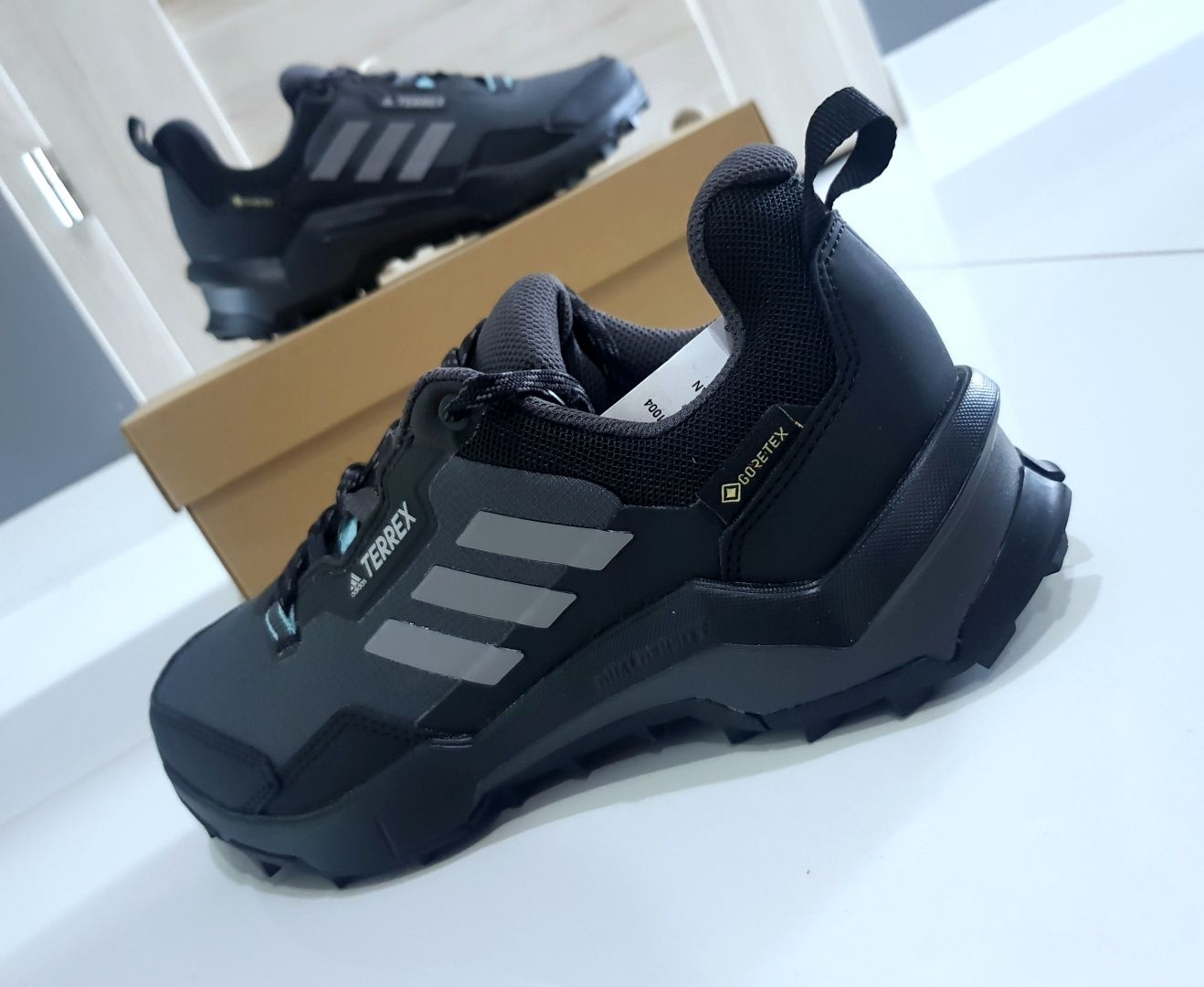Adidas buty trekkingowe AX4 GTX r. 41 1/3