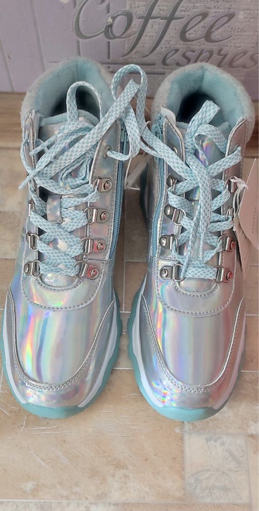 Черевики кросівки кроссовки галографіка срібні демісезон