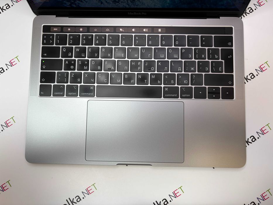 MacBook Pro 13 2019 TouchBar i5 1,4GHz 16RAM 256SSD Space Gray 4 цикла