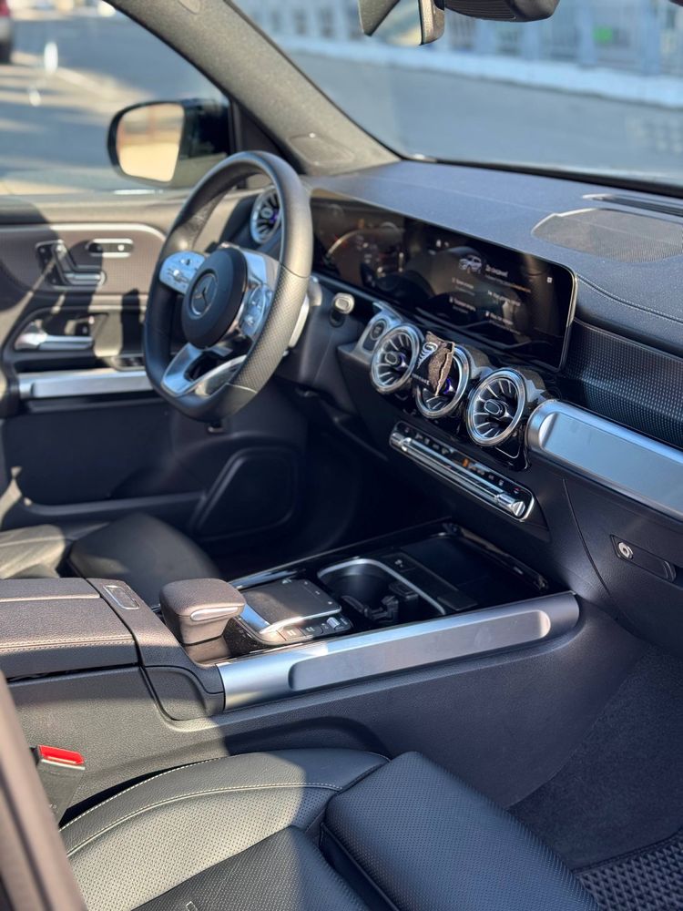 Mercedes-Benz EQB 2022 350 4Matic AMG Look