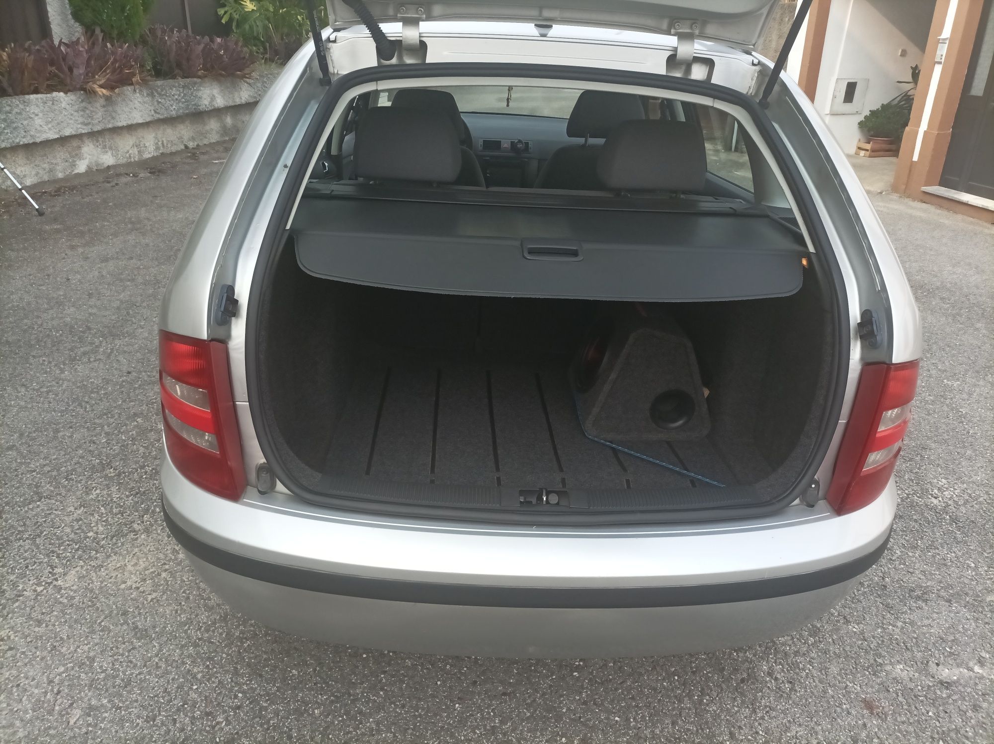 Carrinha skoda fabia 2001